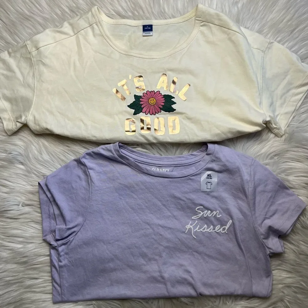 Old Navy Summer Short Sleeve T Shirt Set Cream & Purple Size XL / Large